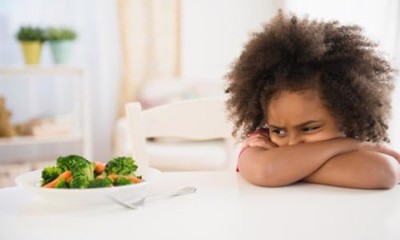 Trẻ 5 tuổi biếng ăn – Cha mẹ làm NGAY những điều này!